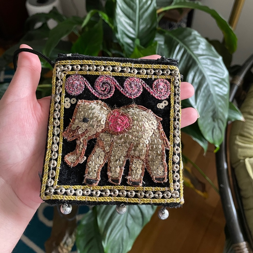 Vintage elephant coin purse